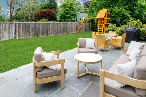 4 Old Stone Road Darien CT 06820