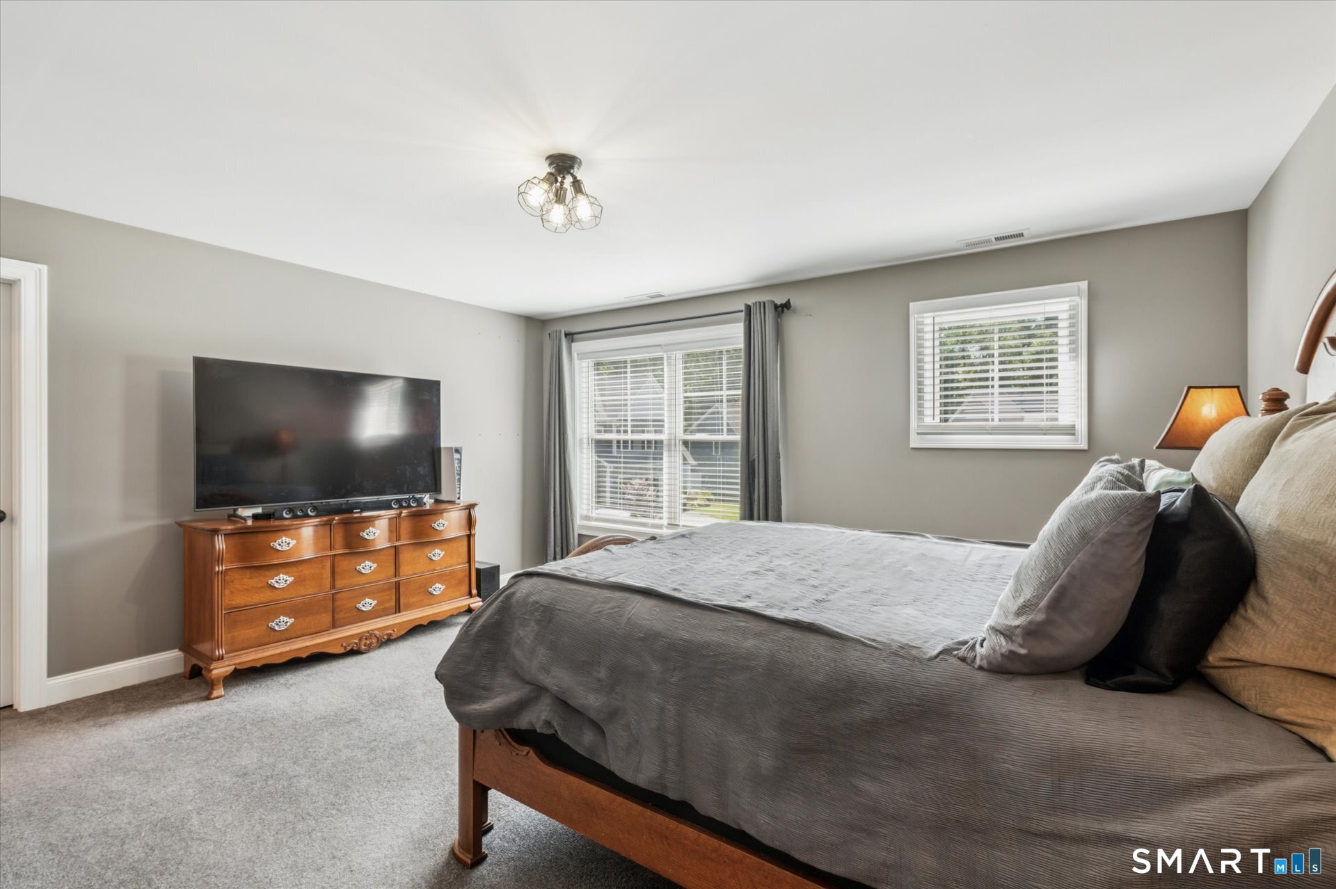 51 Hendricks Lane Simsbury CT 06070