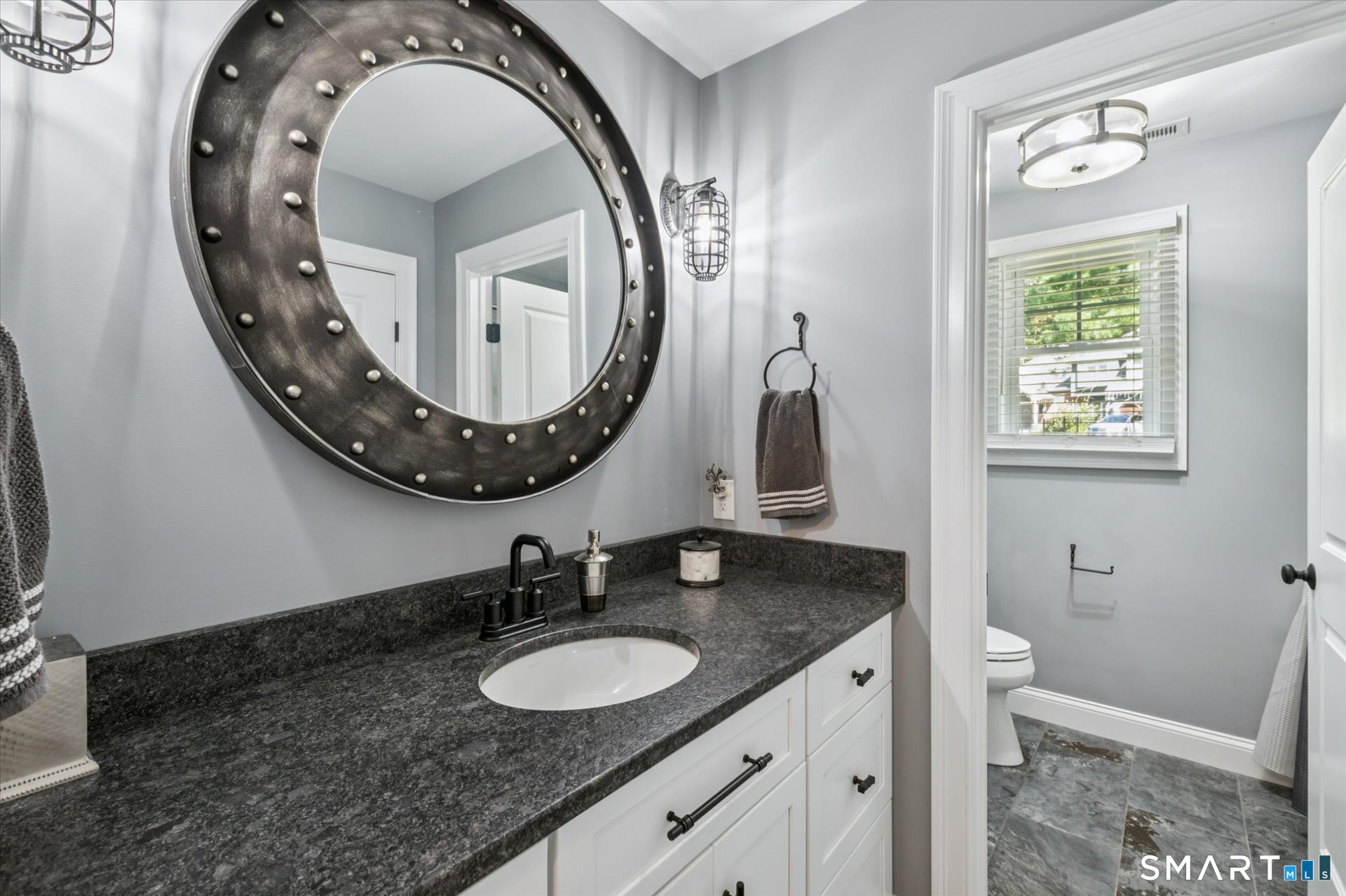 51 Hendricks Lane Simsbury CT 06070