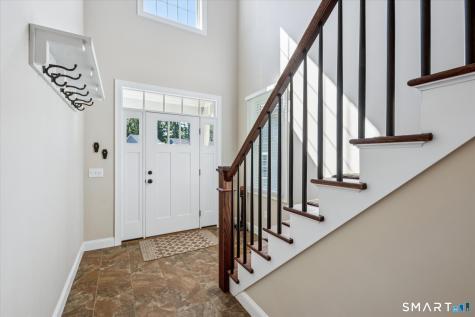 51 Hendricks Lane Simsbury CT 06070