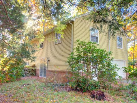 67 Mulberry Road Mansfield CT 06250