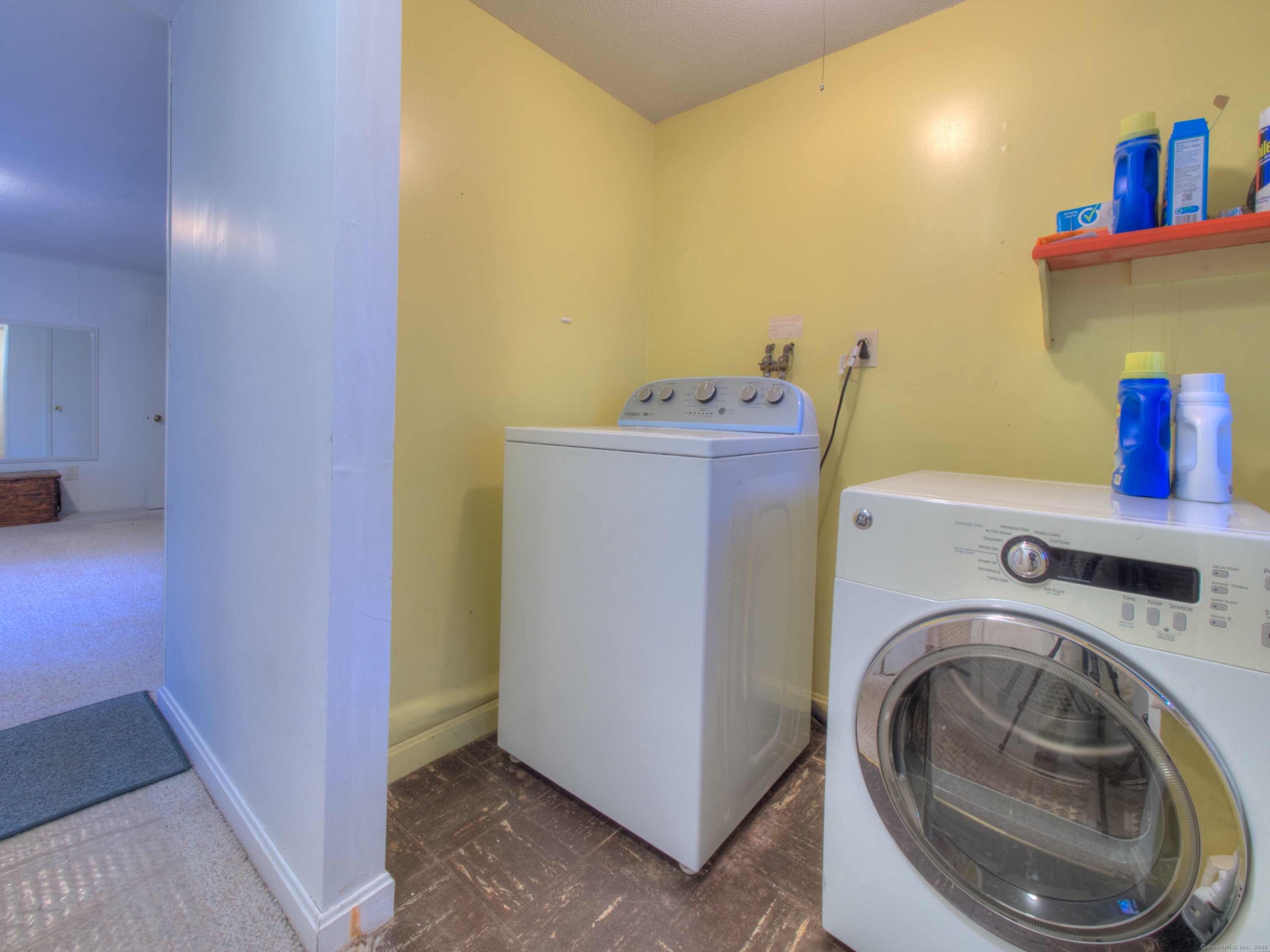 67 Mulberry Road Mansfield CT 06250