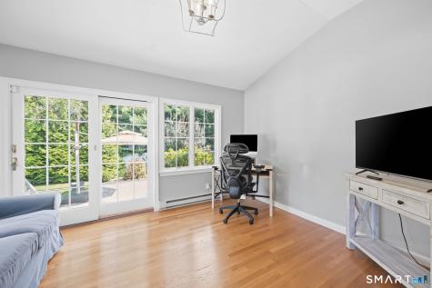 136 Chatham Road Fairfield CT 06825