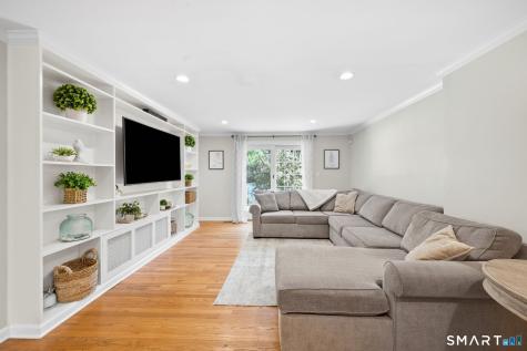 136 Chatham Road Fairfield CT 06825