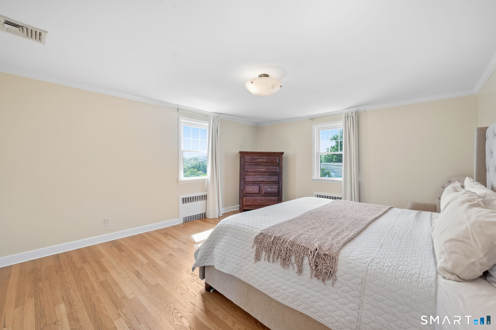 136 Chatham Road Fairfield CT 06825