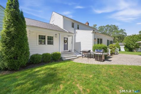 136 Chatham Road Fairfield CT 06825