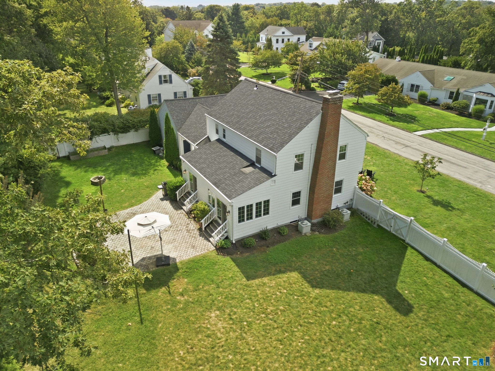 136 Chatham Road Fairfield CT 06825