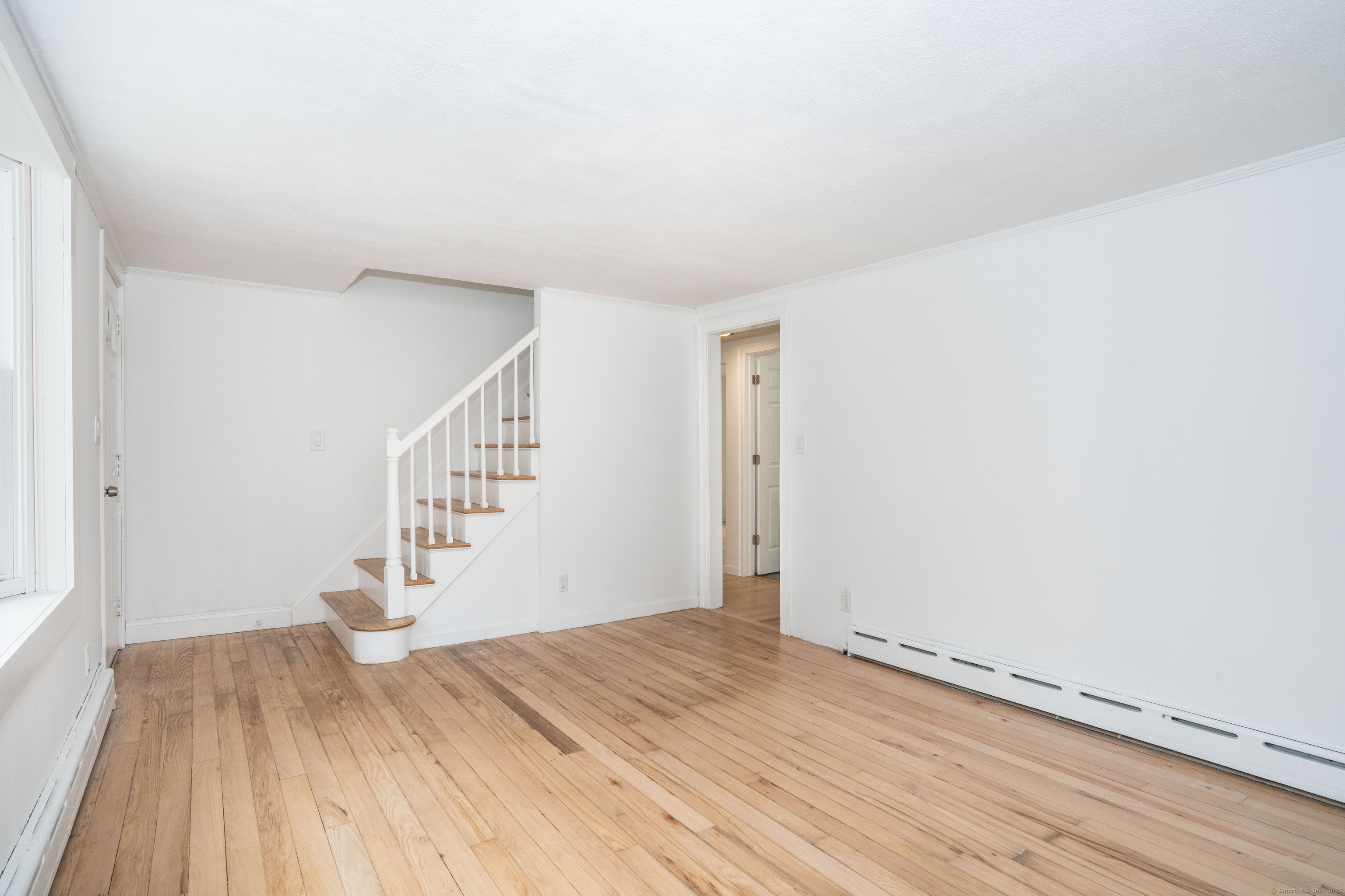 14 Main Street Extension Simsbury CT 06081