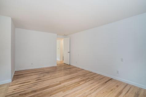 14 Main Street Extension Simsbury CT 06081