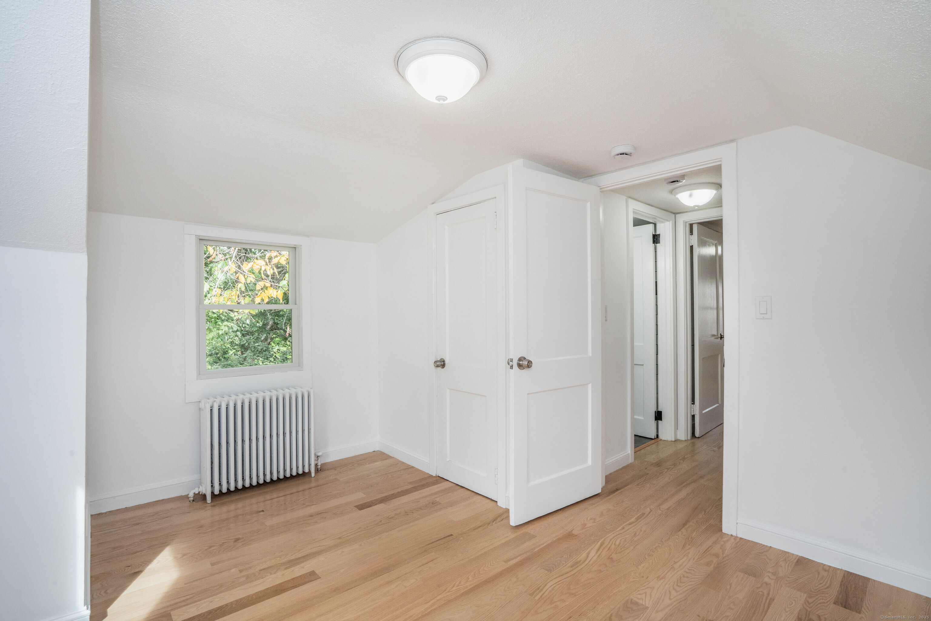 14 Main Street Extension Simsbury CT 06081