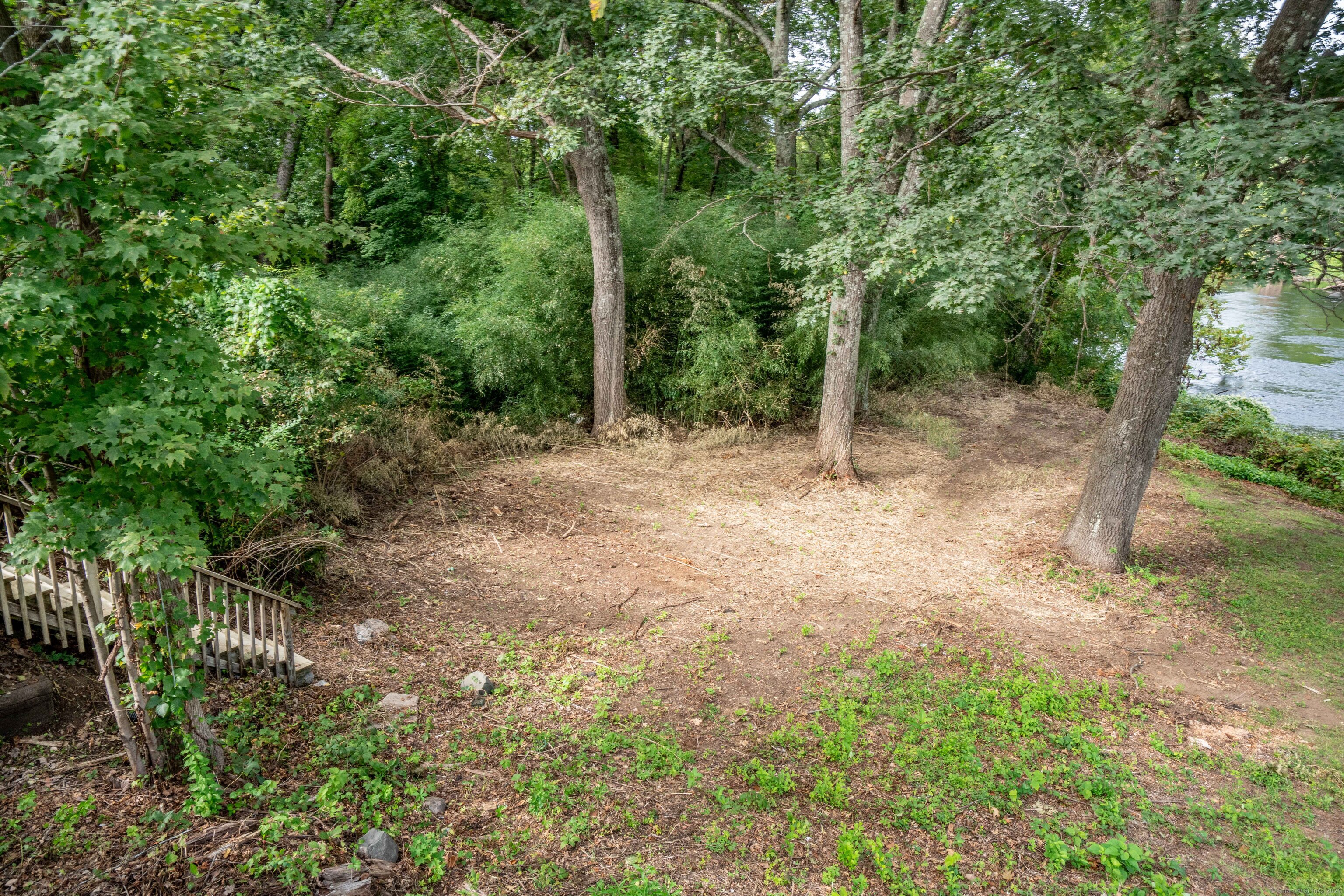 14 Main Street Extension Simsbury CT 06081