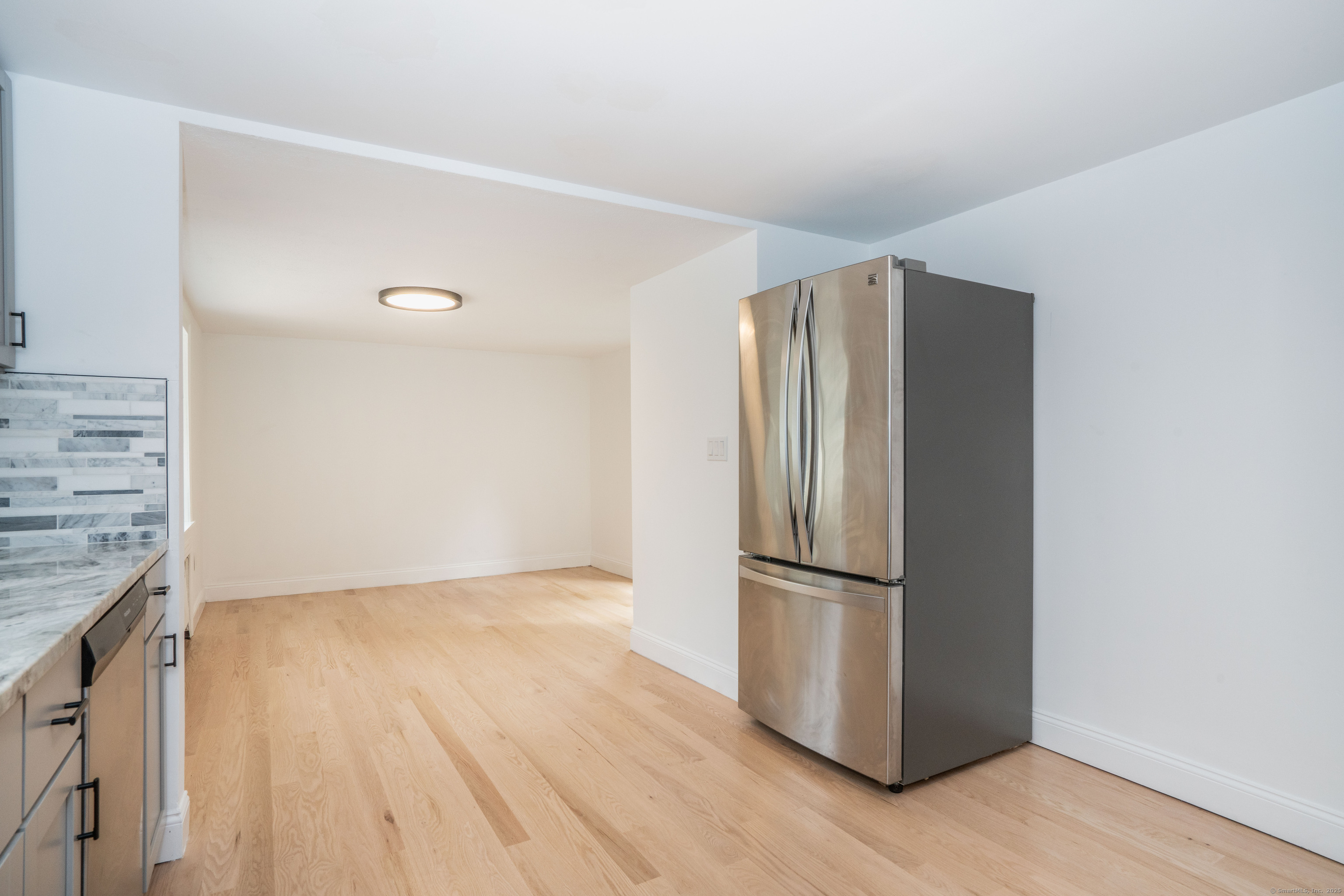 14 Main Street Extension Simsbury CT 06081