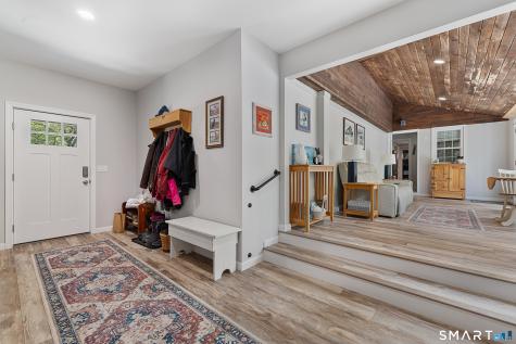13 Fox Road Putnam CT 06260