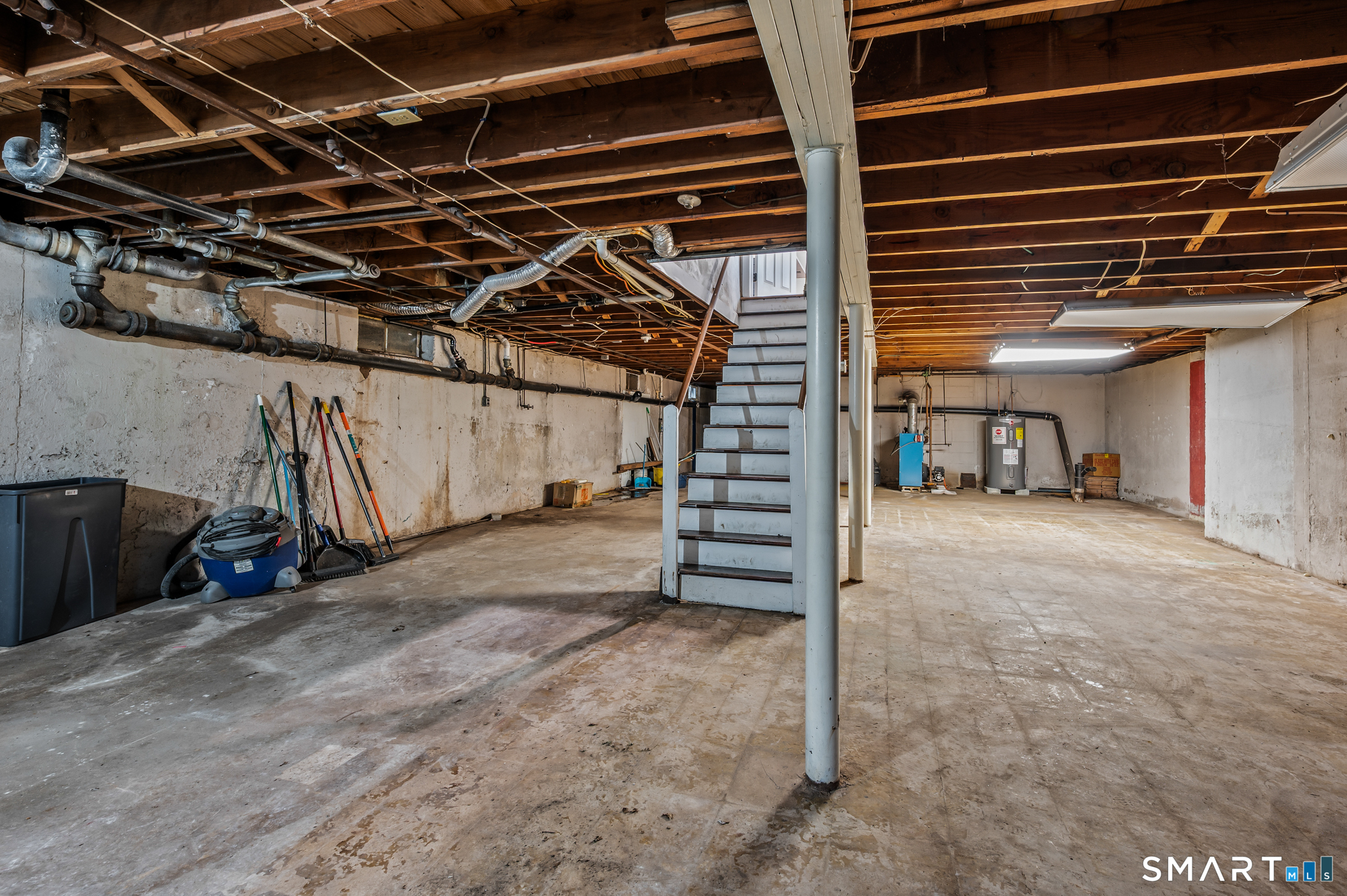 183 Tunxis Avenue Bloomfield CT 06002