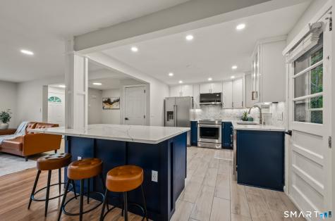 183 Tunxis Avenue Bloomfield CT 06002