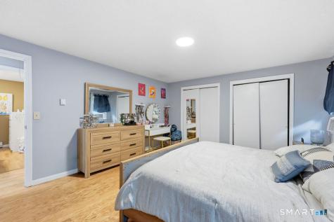 21 Woodside Drive Farmington CT 06085