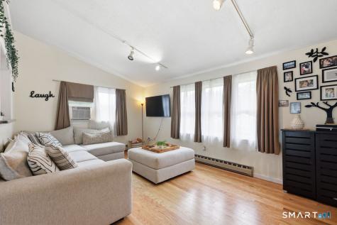 21 Woodside Drive Farmington CT 06085