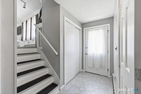 21 Woodside Drive Farmington CT 06085