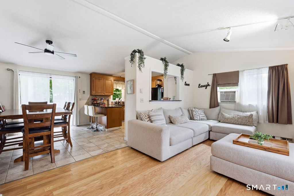 21 Woodside Drive Farmington CT 06085