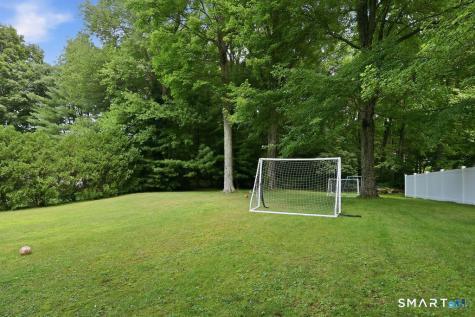 21 Woodside Drive Farmington CT 06085