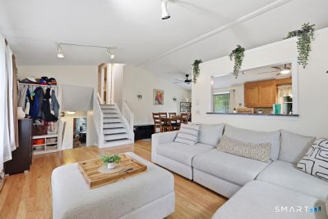 21 Woodside Drive Farmington CT 06085