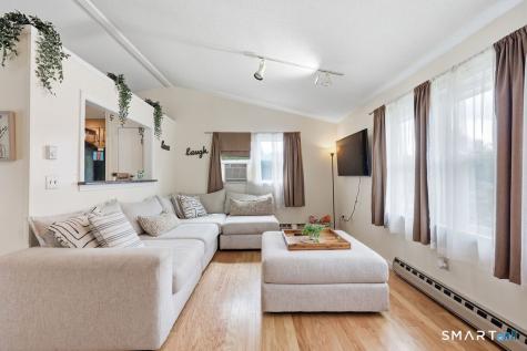21 Woodside Drive Farmington CT 06085