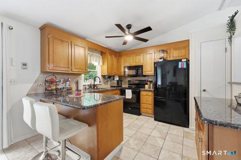 21 Woodside Drive Farmington CT 06085