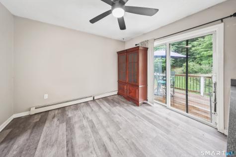 21 Applewood Lane Naugatuck CT 06770