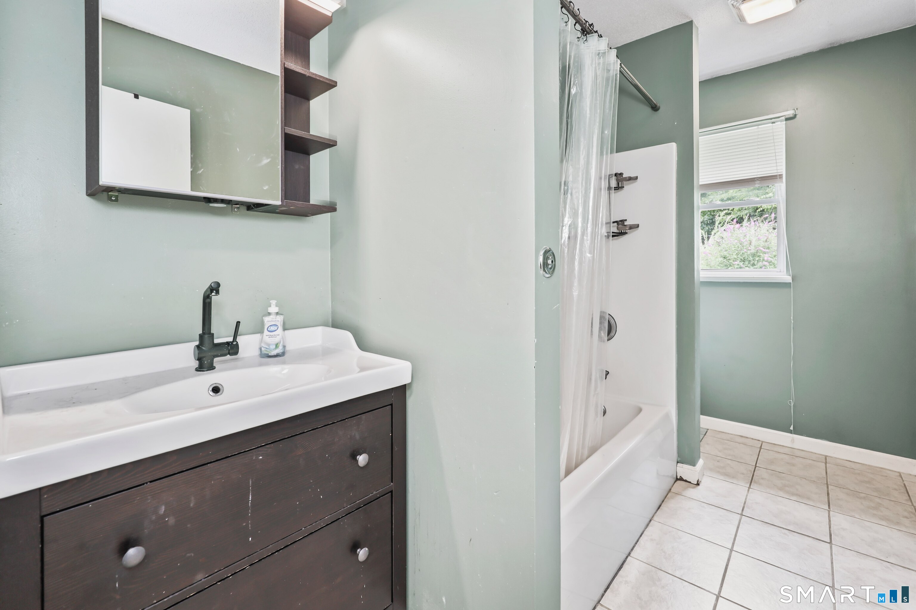 21 Applewood Lane Naugatuck CT 06770