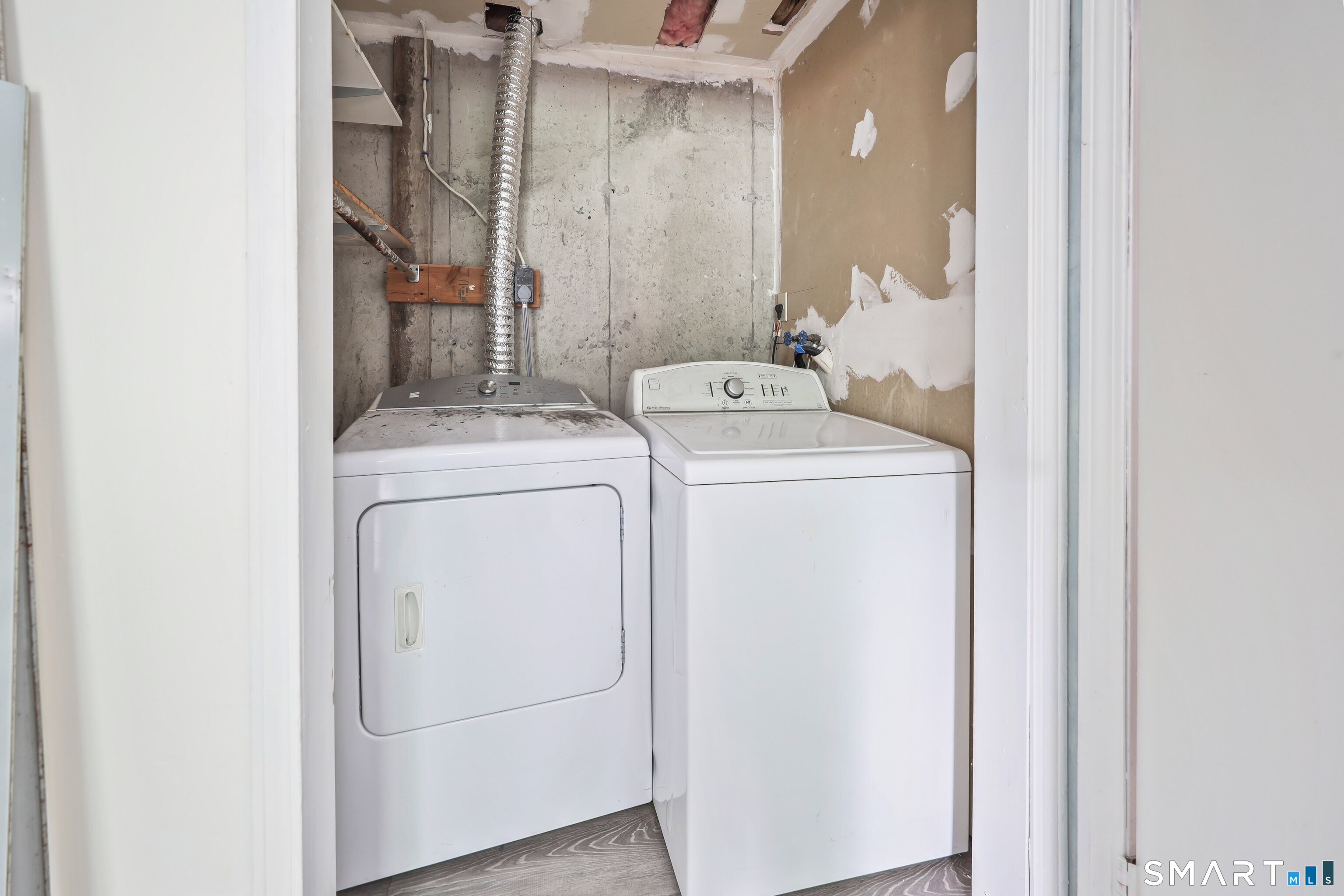 21 Applewood Lane Naugatuck CT 06770