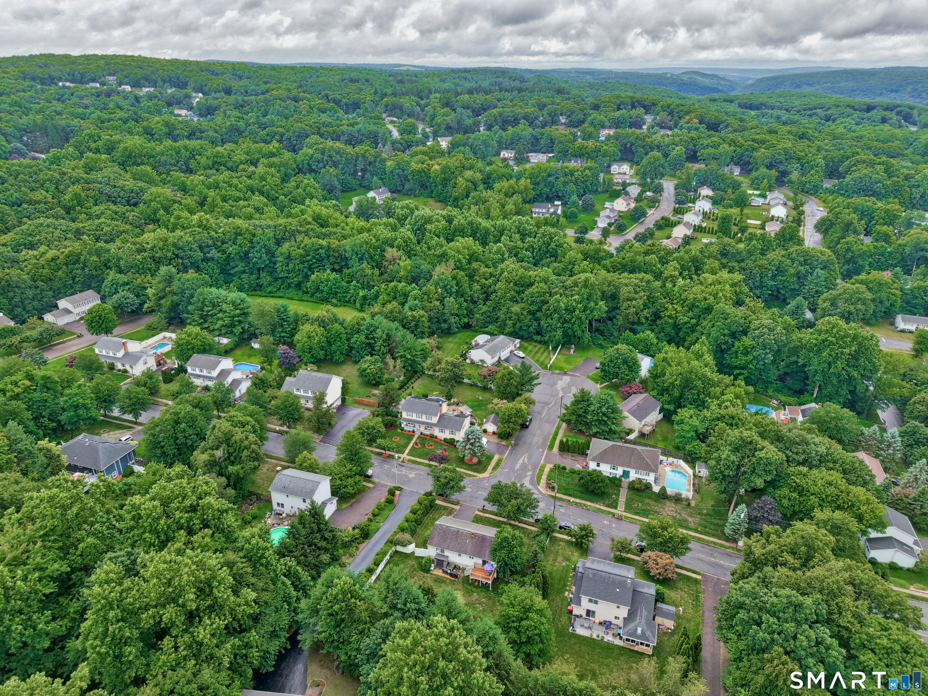 21 Applewood Lane Naugatuck CT 06770