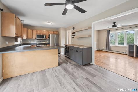 21 Applewood Lane Naugatuck CT 06770