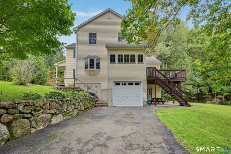 124 Hawley Road Oxford CT 06478