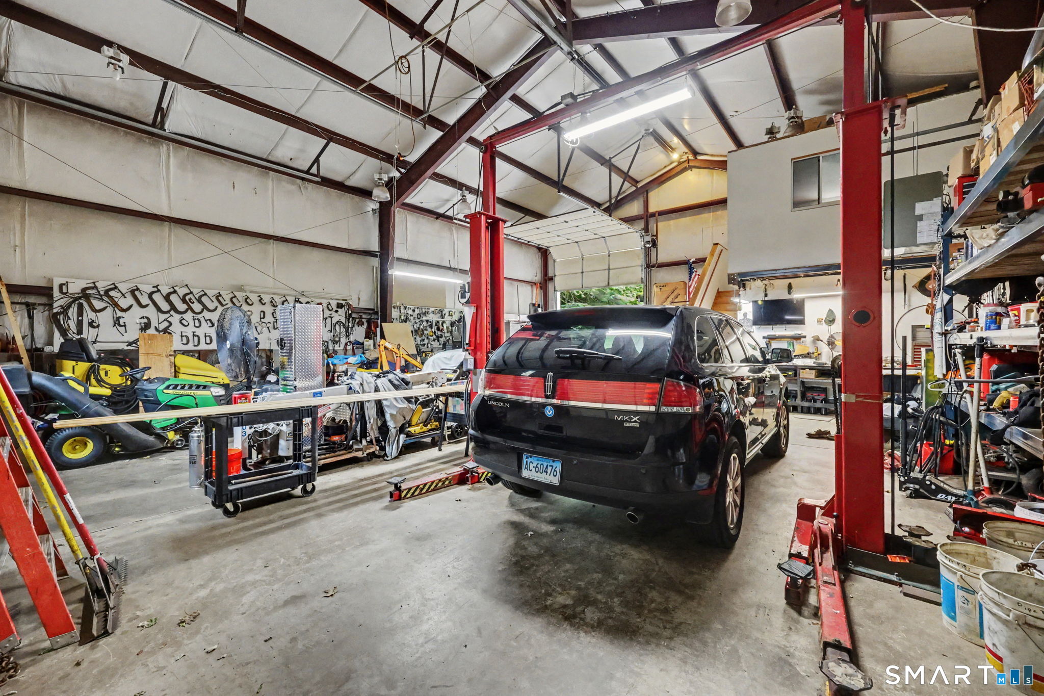 124 Hawley Road Oxford CT 06478