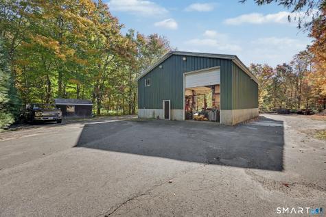 124 Hawley Road Oxford CT 06478