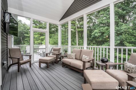 Simsbury CT 06070