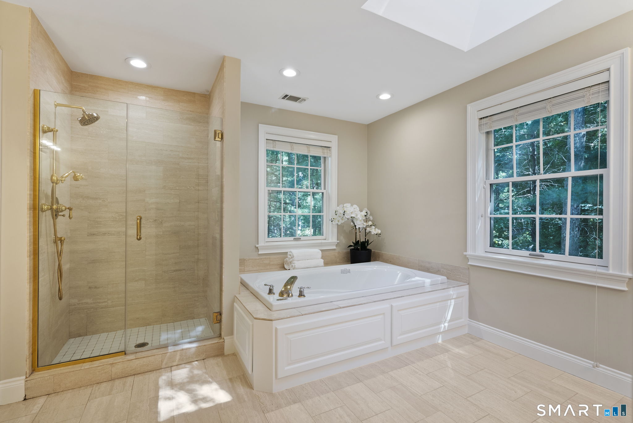 10 Langley Park Farmington CT 06032