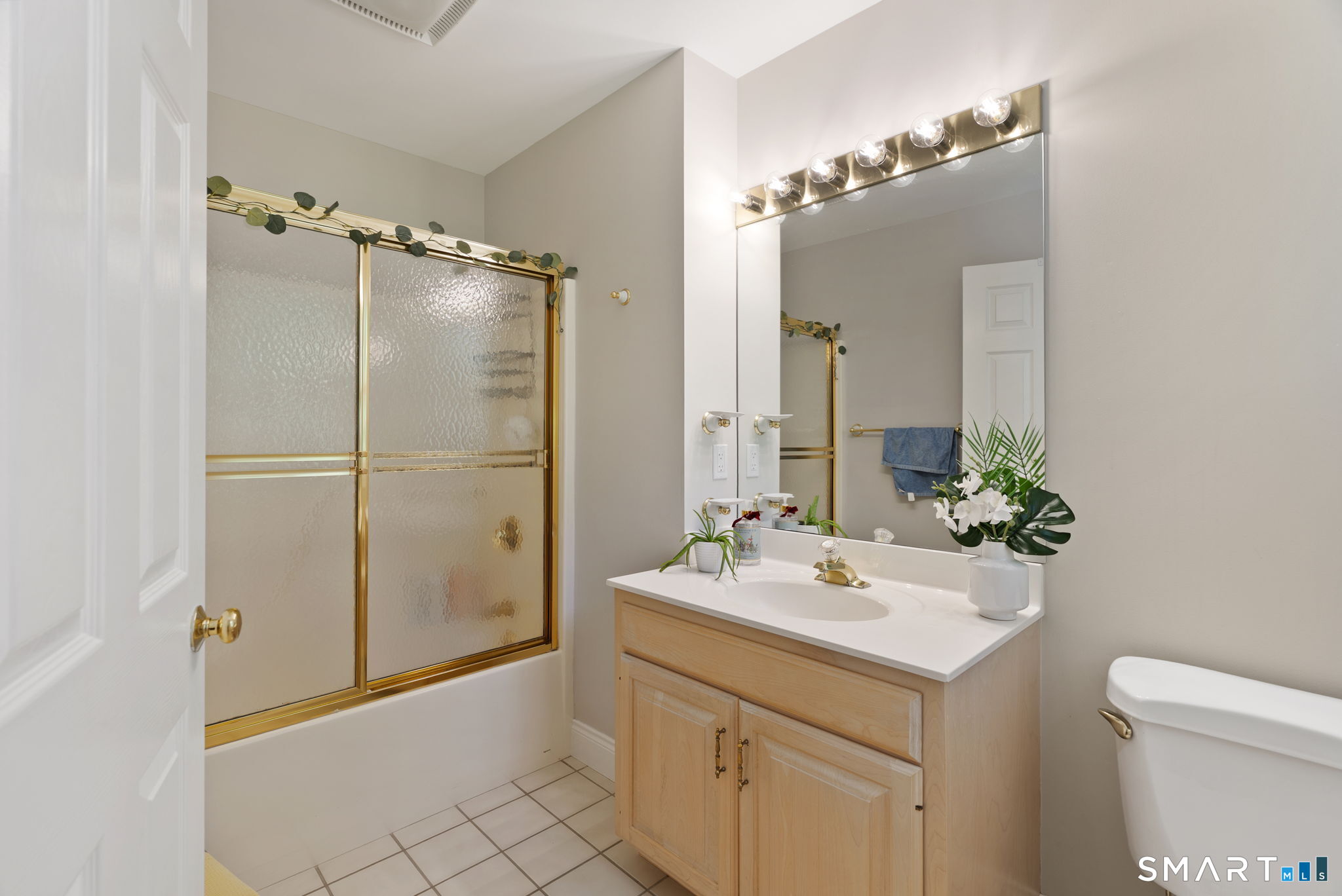 10 Langley Park Farmington CT 06032
