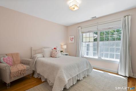 10 Langley Park Farmington CT 06032