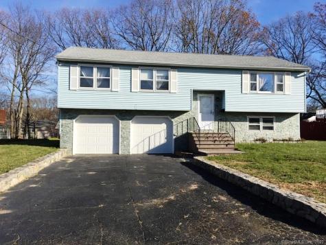 72 Woodmere Road Waterbury CT 06705