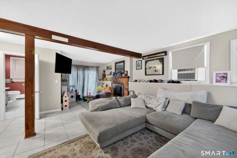 21 Pierce Lane Madison CT 06443