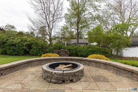 60 Dalewood Road Newington CT 06111
