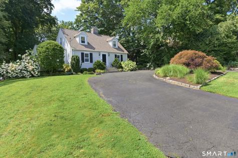 1923 Huntington Turnpike Trumbull CT 06611