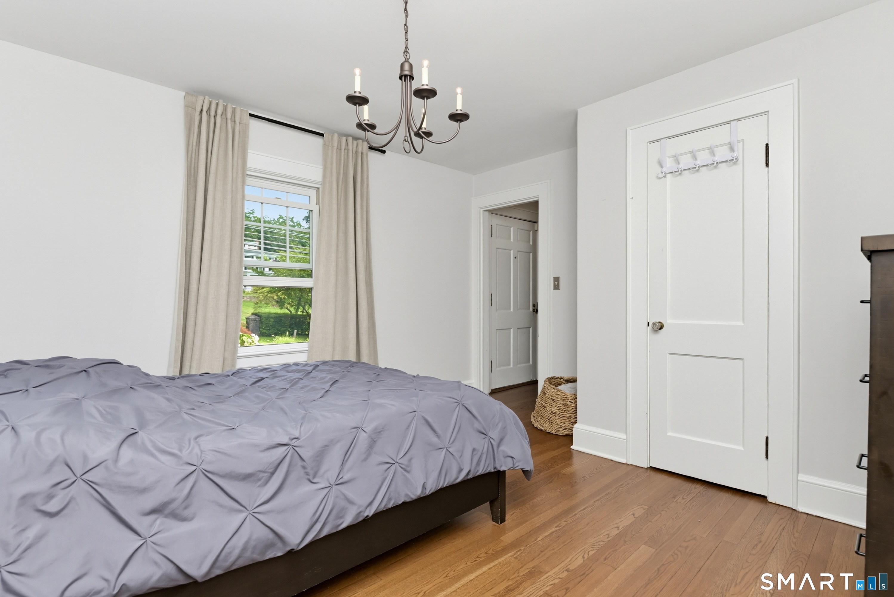 1923 Huntington Turnpike Trumbull CT 06611