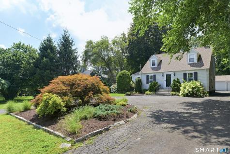 1923 Huntington Turnpike Trumbull CT 06611