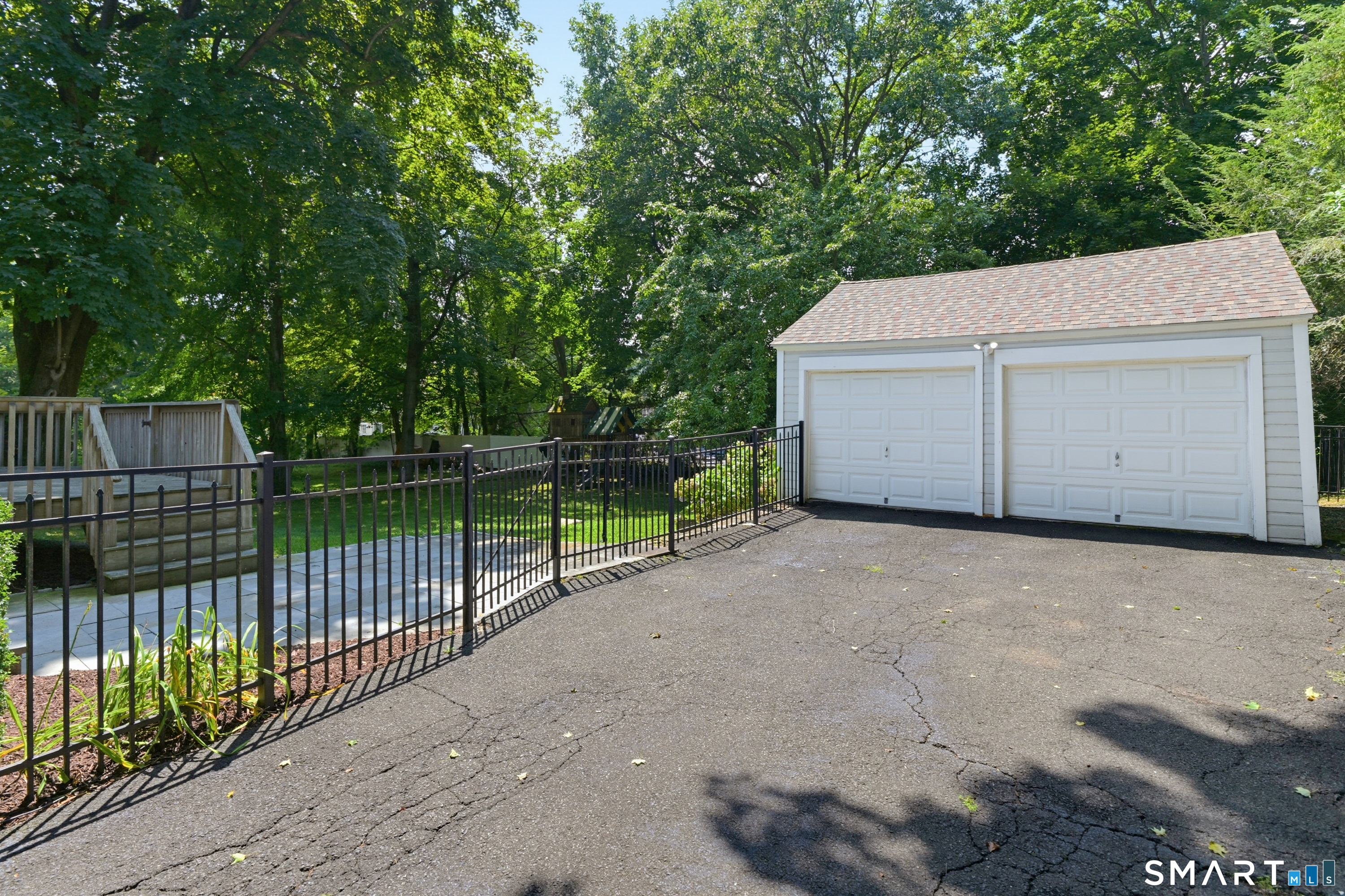 1923 Huntington Turnpike Trumbull CT 06611