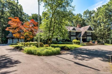 100 Fiddlehead Way Canton CT 06019