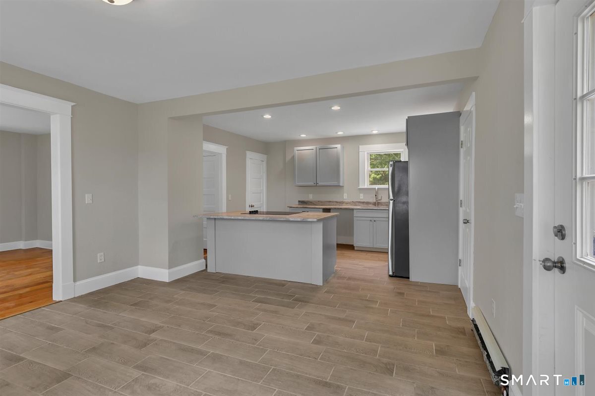 672 East Main Street Middletown CT 06457