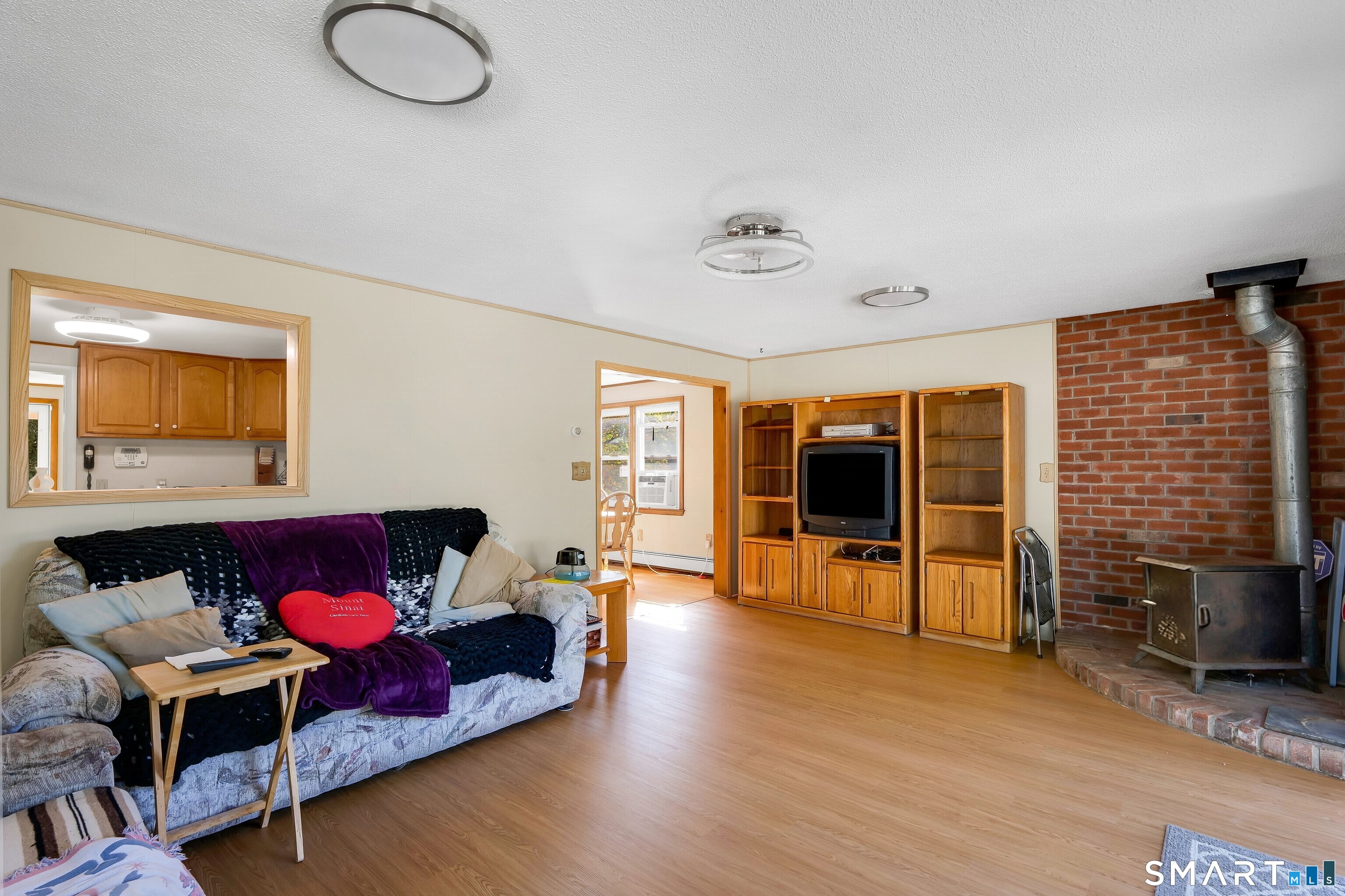 43 Hang Dog Lane Wethersfield CT 06109