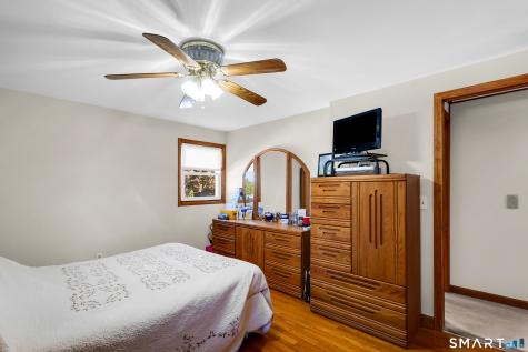 43 Hang Dog Lane Wethersfield CT 06109